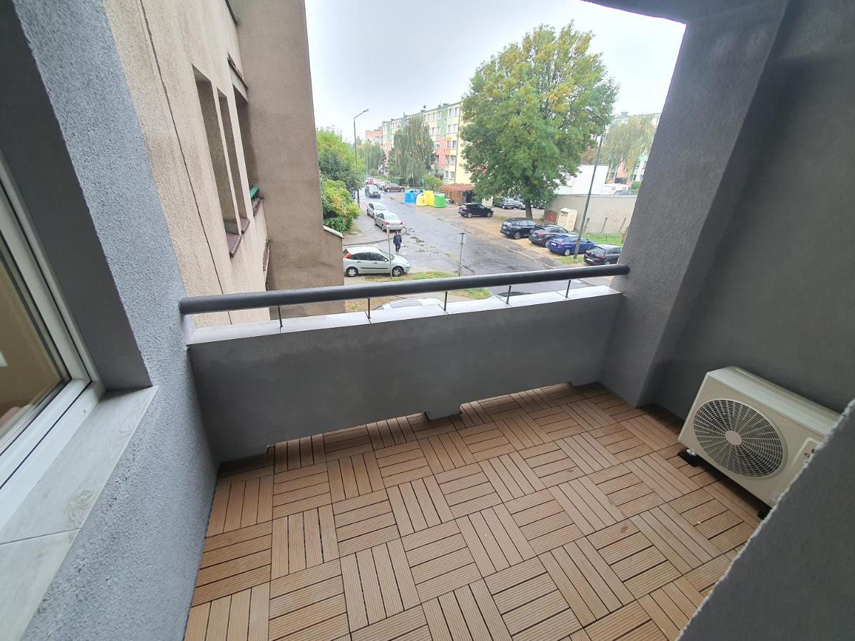 Jdk Apartamenty Legionow 74M2 8-Osobowy Kalisz  Exterior photo